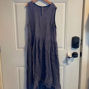 Ovate dress linen size small in faded blue purple color